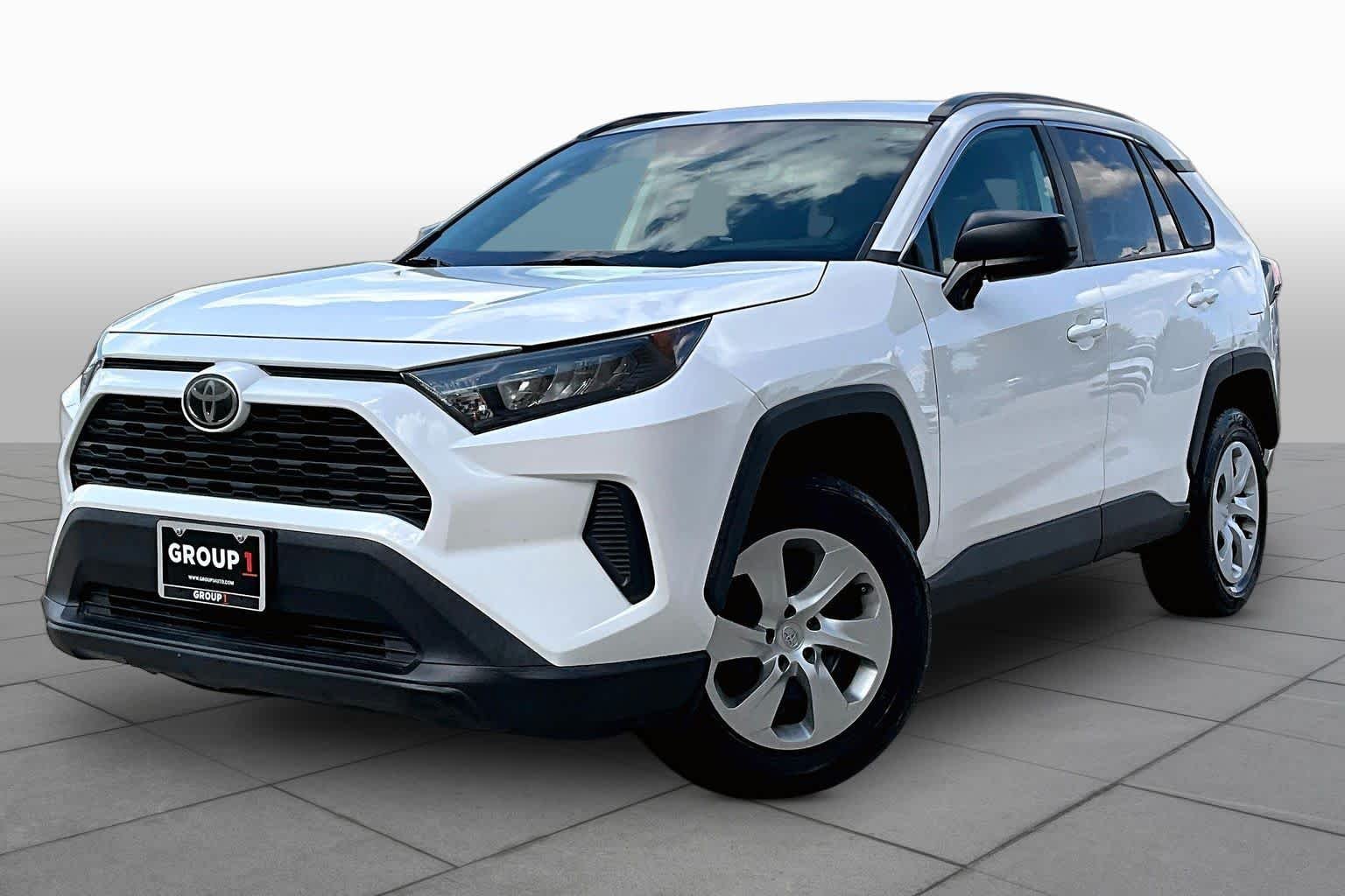 2020 Toyota RAV4 LE