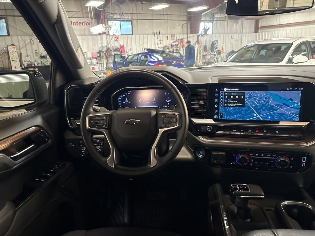 Used 2024 Summit White Chevrolet RST image 17