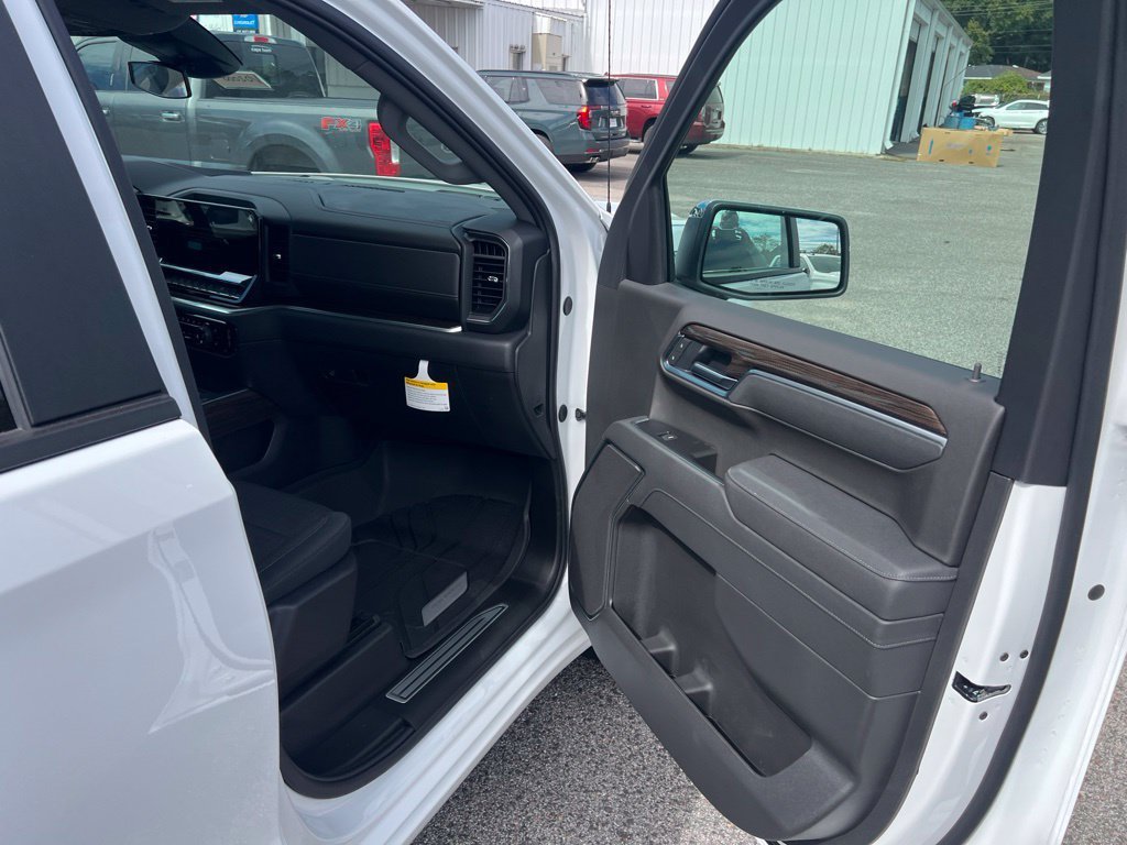2026 Chevrolet Silverado 1500 LT - Photo 18