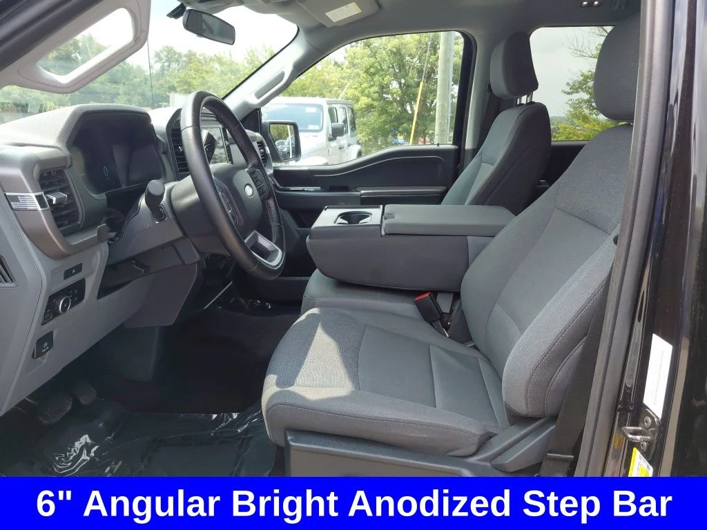 Used 2025 Black Ford XLT image 27