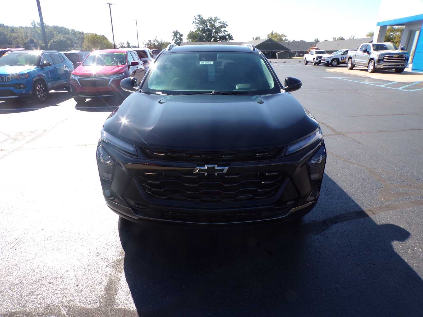 New 2026 Mosaic Black Metallic Chevrolet ACTIV image 8