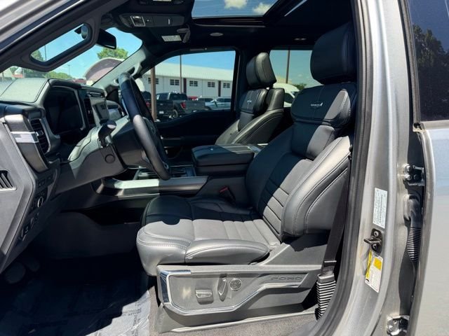 Used 2024 Silver Metallic Ford Platinum image 12