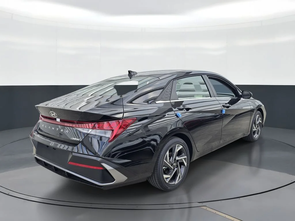 New 2026 Black Hyundai Limited image 3