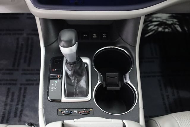 Used 2016 Gray Toyota Limited V6 image 24