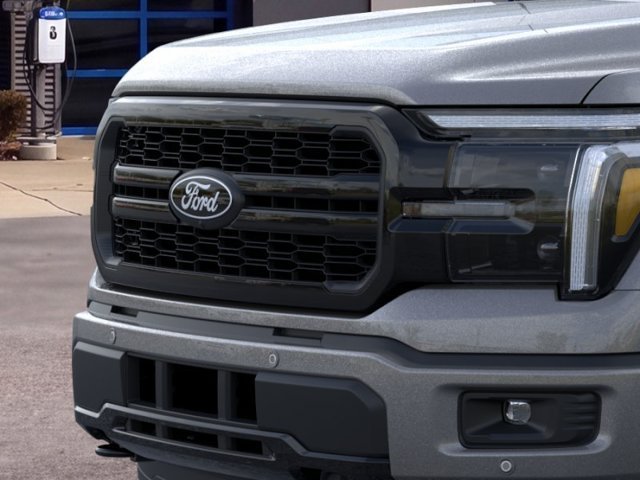 New 2026 Carbonized Gray Metallic Ford Lariat® image 17