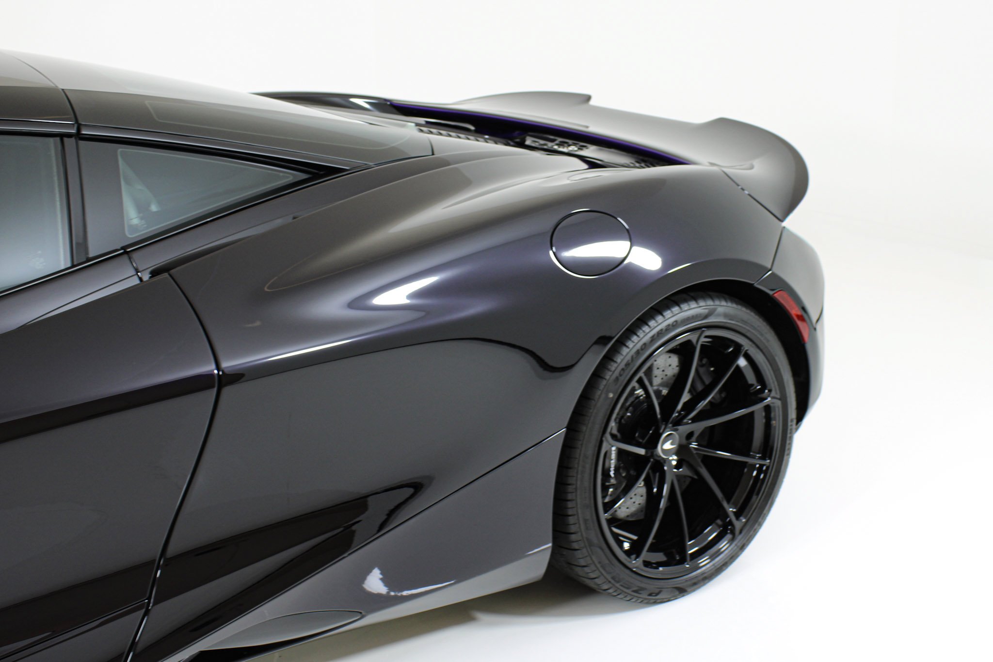 Used 2024 Purple McLaren Coupe image 16