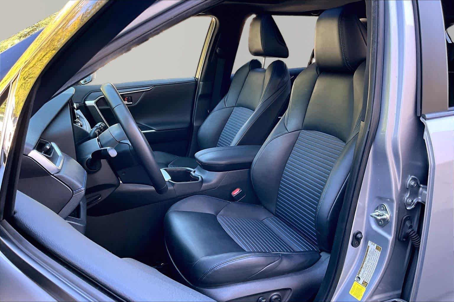 Used 2023 Silver Sky Metallic/Midnight Black Metallic Toyota Hybrid XSE image 8