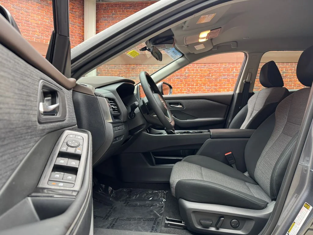 Certified Used 2023 Gun Metallic Nissan SV image 22