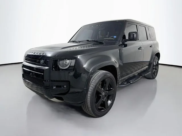2024 Land Rover Defender 110 V8