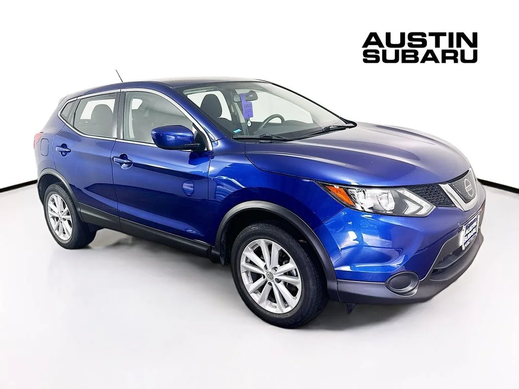 2018 Nissan Rogue Sport S FWD's photo