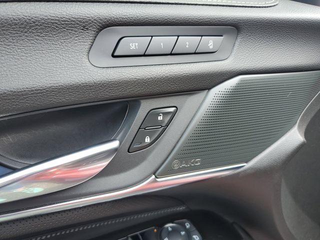 Used 2022 Red Cadillac V-Series image 13