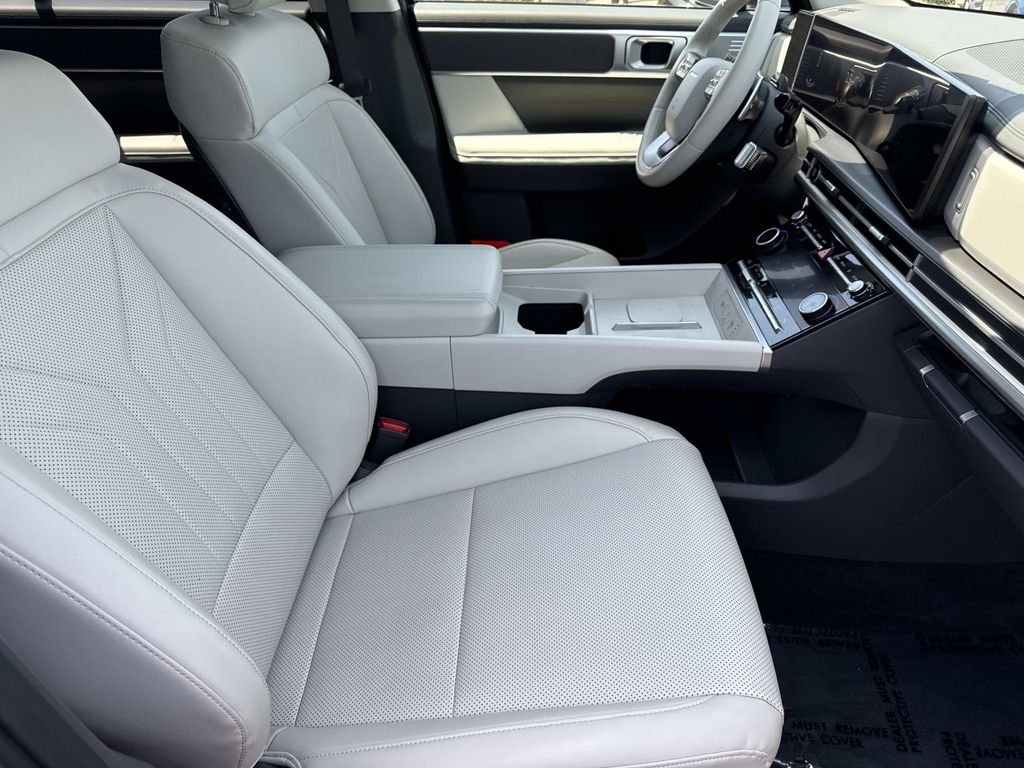 2025 Hyundai Santa Fe SEL - Photo 29