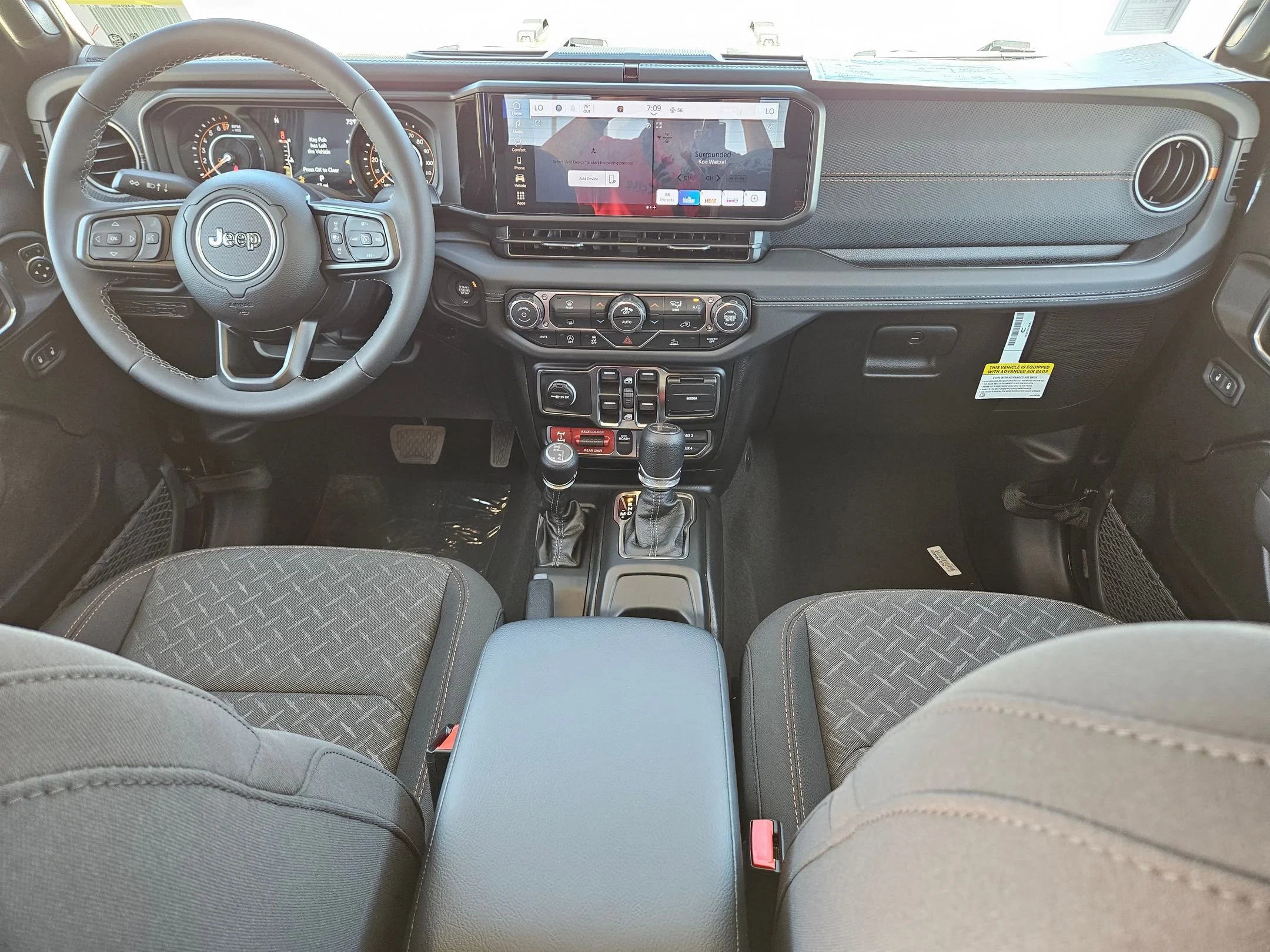 New 2026 Black Clearcoat Jeep Mojave image 15