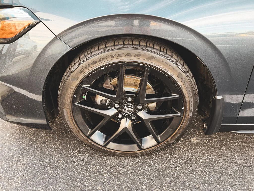 Used 2025 Gray Honda Sport image 11