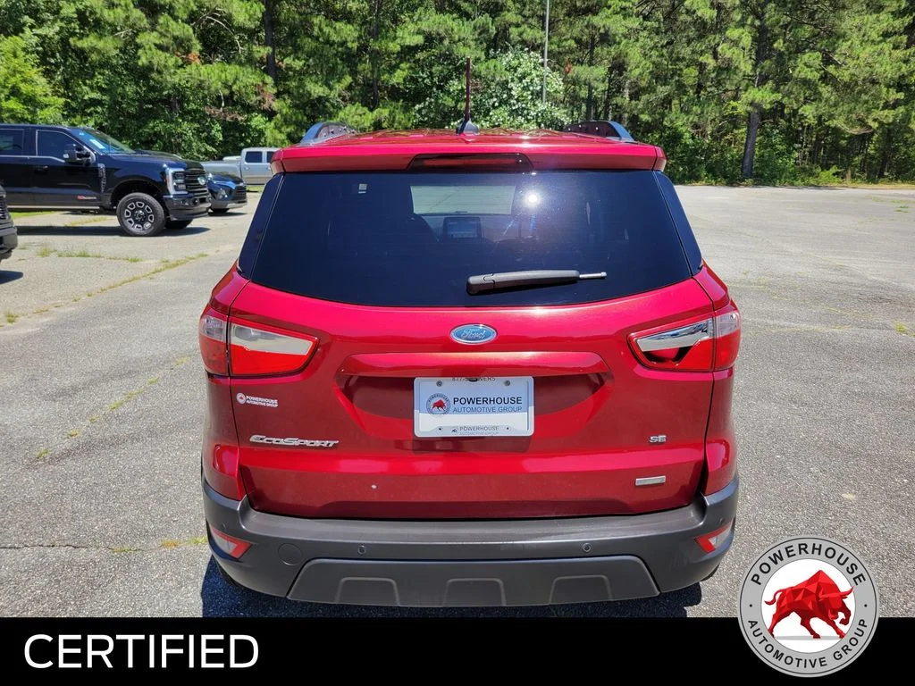 Used 2018 Red Ford SE image 5