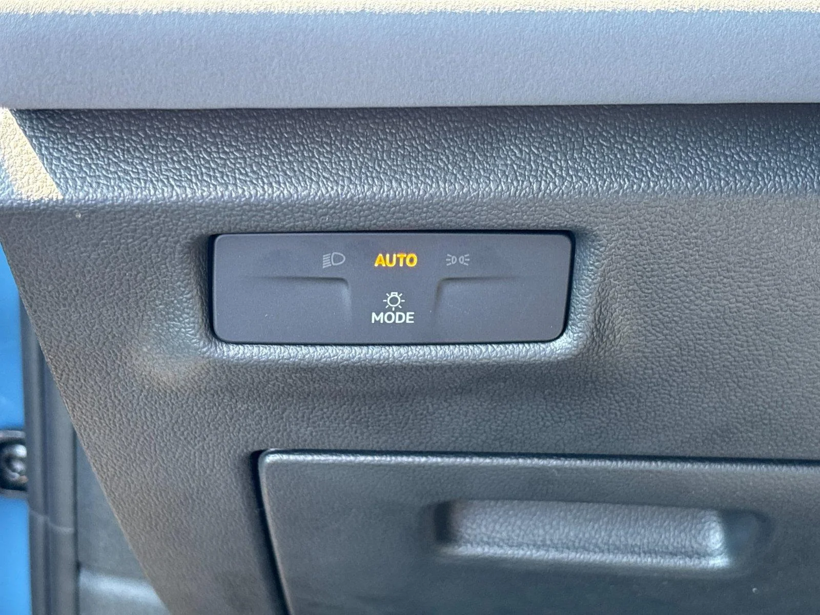 New 2026  Volkswagen SE image 17