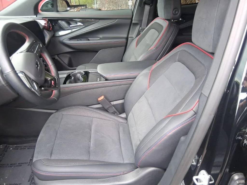 Used 2025 Black Chevrolet RS image 10
