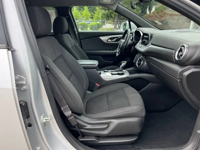 Used 2020 Silver Ice Metallic Chevrolet LT image 9