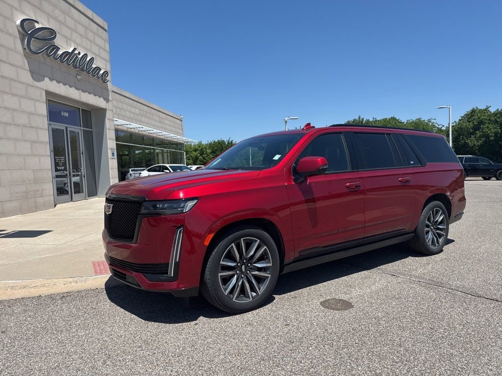 2024 Cadillac Escalade ESV 4WD Sport Platinum's photo