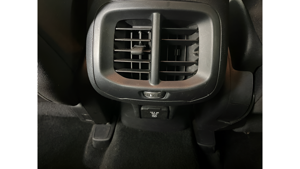 Used 2016 Billet Silver Metallic Jeep Latitude image 26