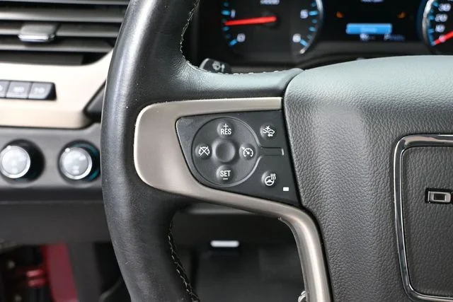 Used 2017 Red GMC Denali image 34