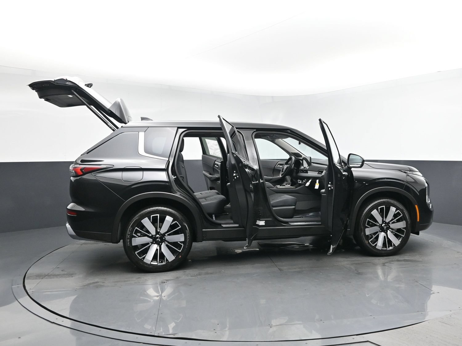 New 2026 Black Diamond Mitsubishi SE 1.5T 2WD image 29