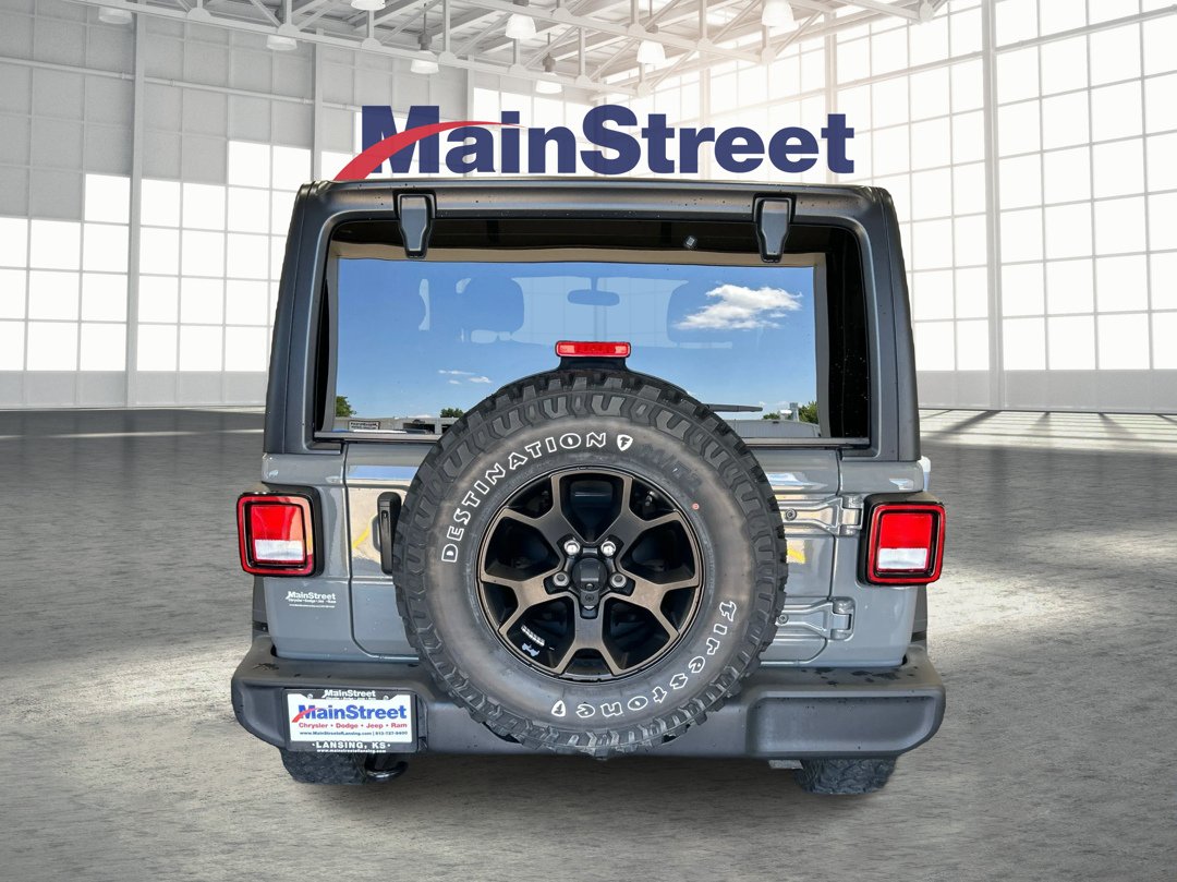 Used 2022 Gray Jeep Willys image 4