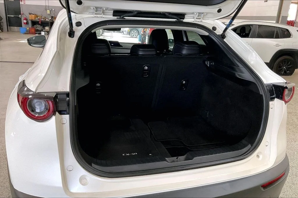 Used 2023 White Mazda 2.5 S Preferred Package image 27