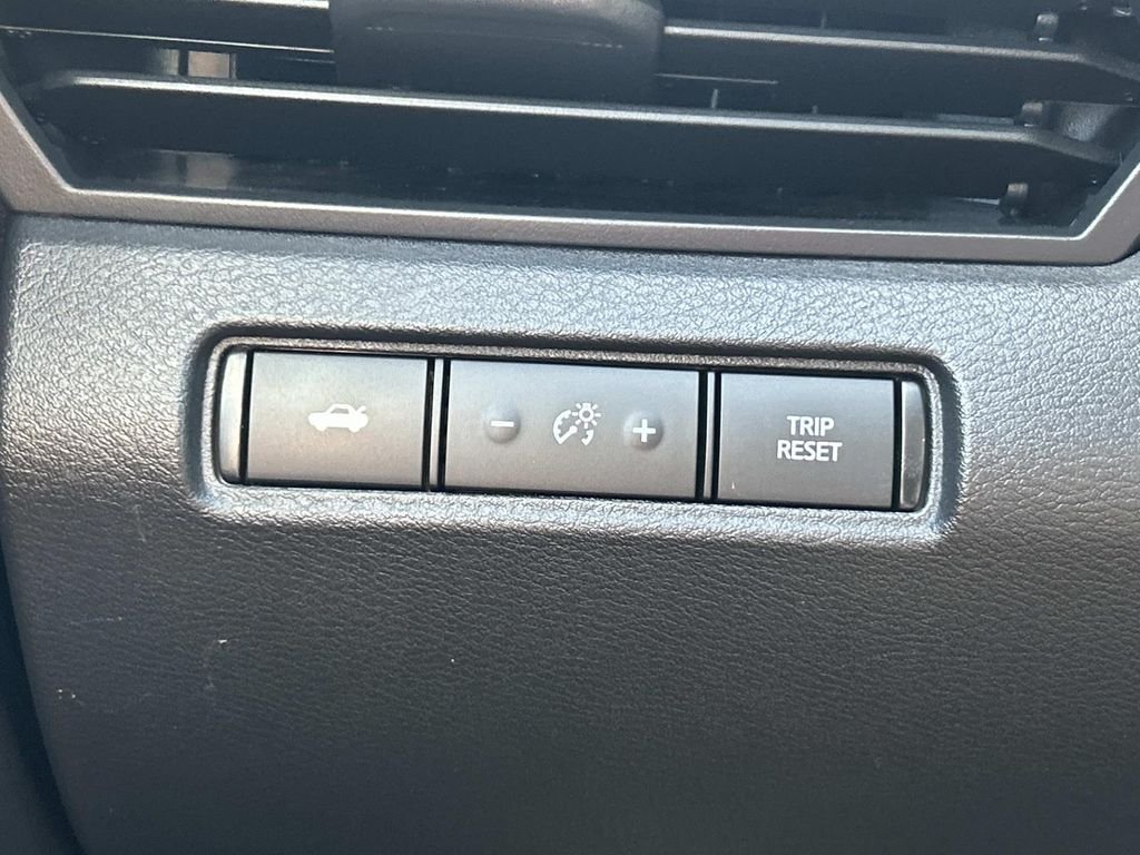 Used 2024 Silver Nissan 2.5 SV image 20