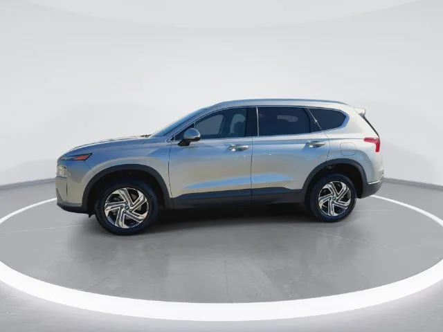 Used 2023 Silver Hyundai SEL image 4