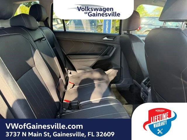 Certified Used 2024 Platinum Gray Metallic Volkswagen SE image 8