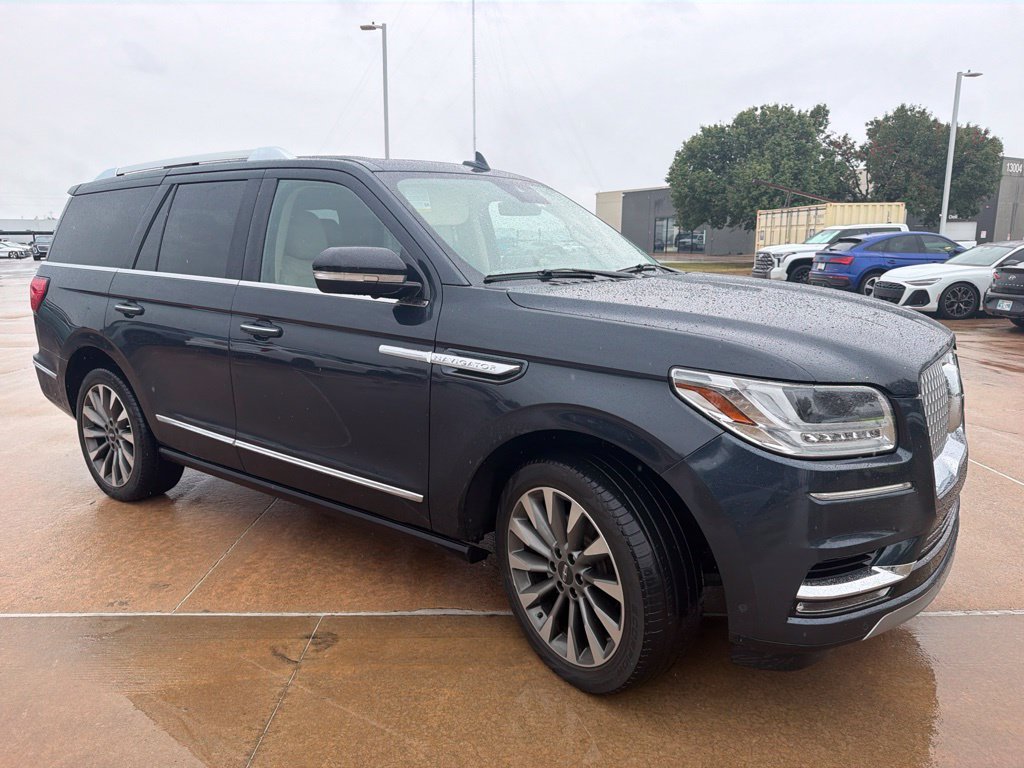 Used 2021 Blue Lincoln Reserve image 4