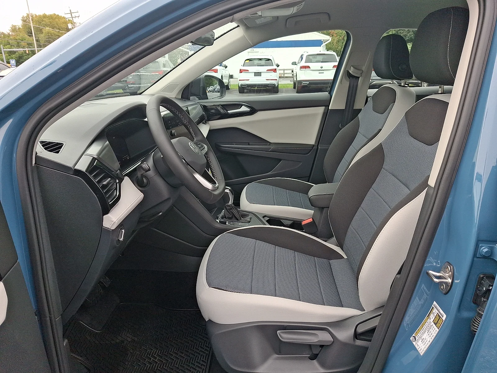 New 2027 Monterey Blue Pearl - U1U1 Volkswagen S image 8