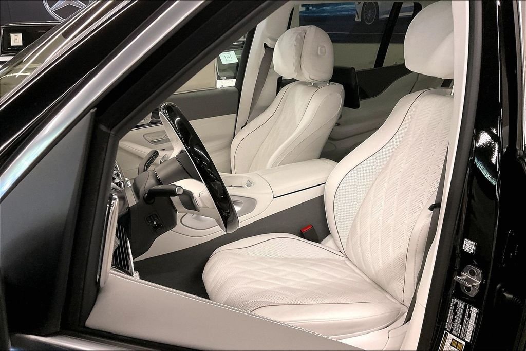 New 2026 Obsidian Black Mercedes-Benz Maybach GLS 600 image 9