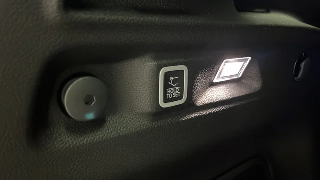 New 2026 Steel Blue Exterior Paint Jeep Limited image 29