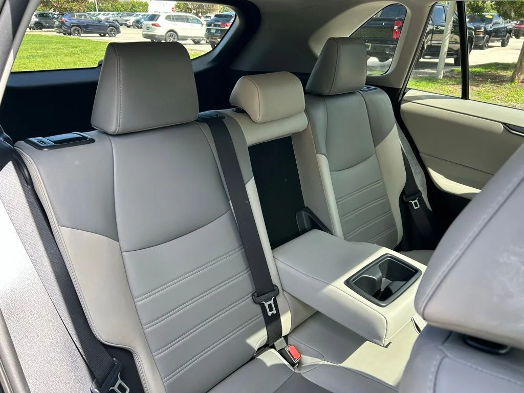Certified Used 2019 Midnight Black Metallic Toyota XLE Premium image 48