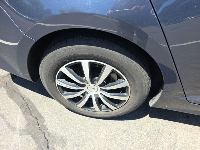 Used 2015 Blue Kia LX image 7
