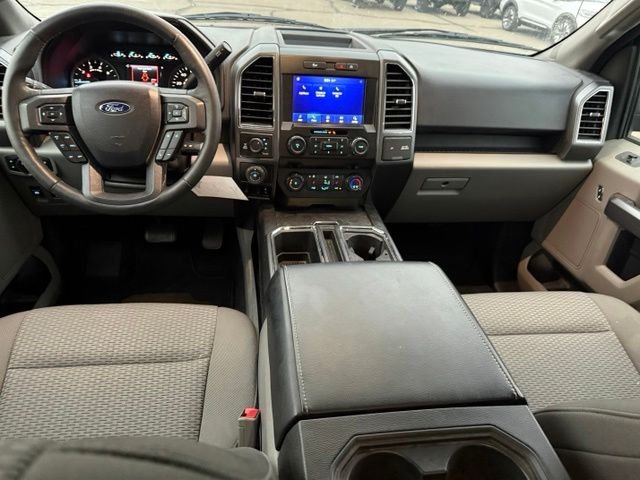 Used 2020 Silver Ford XLT image 15