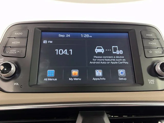 2020 Hyundai Santa Fe SE - Photo 19