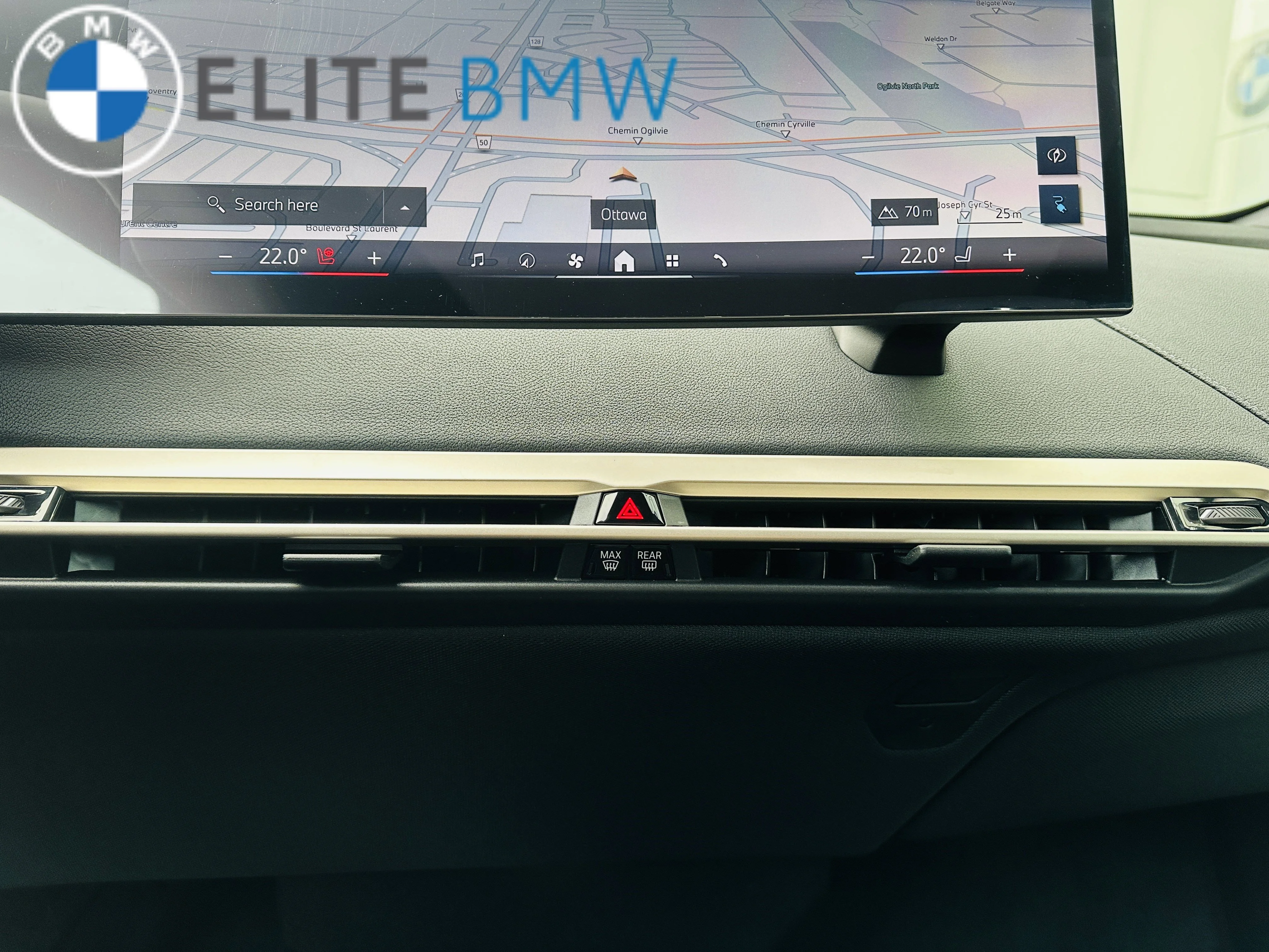 Used 2026 BLACK SAPPHIRE METALLIC BMW XDRIVE60 image 19