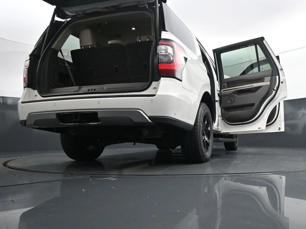 Used 2021 White Ford Limited image 47