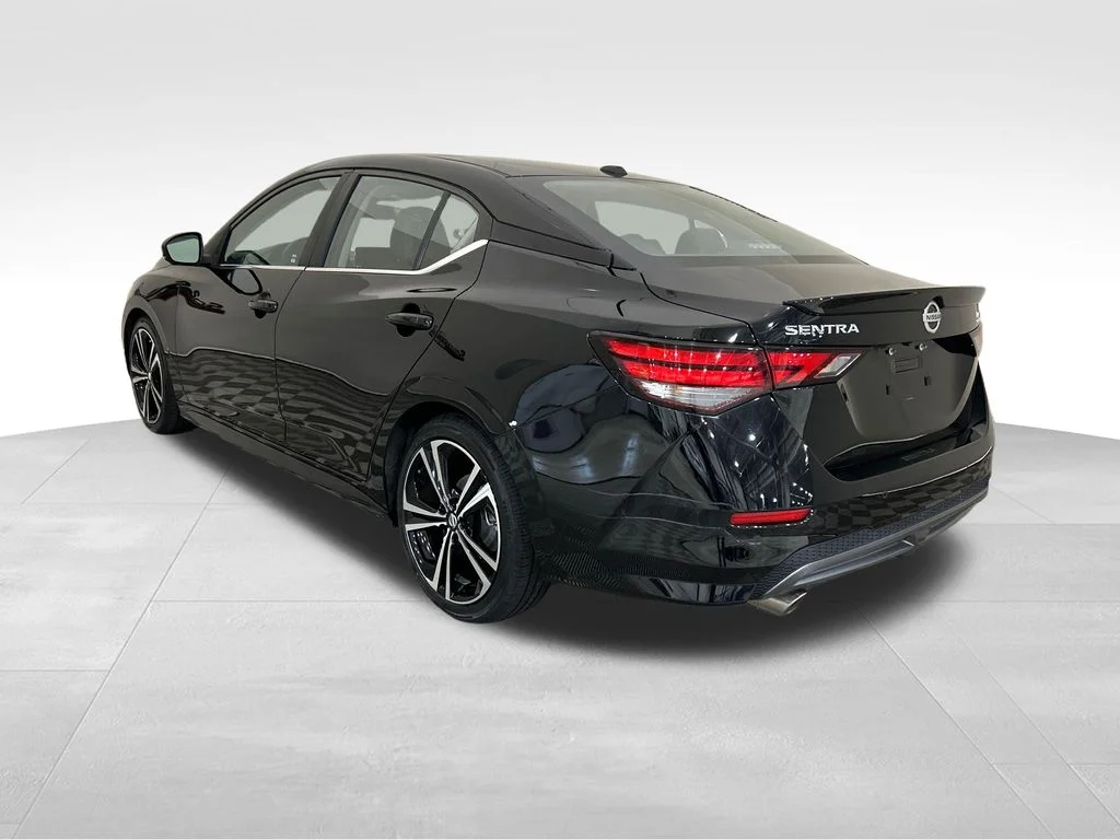 Used 2021 Black Nissan SR image 3