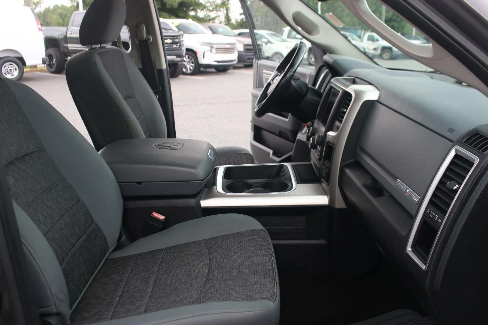 Used 2016 Grey Ram Lone Star image 32
