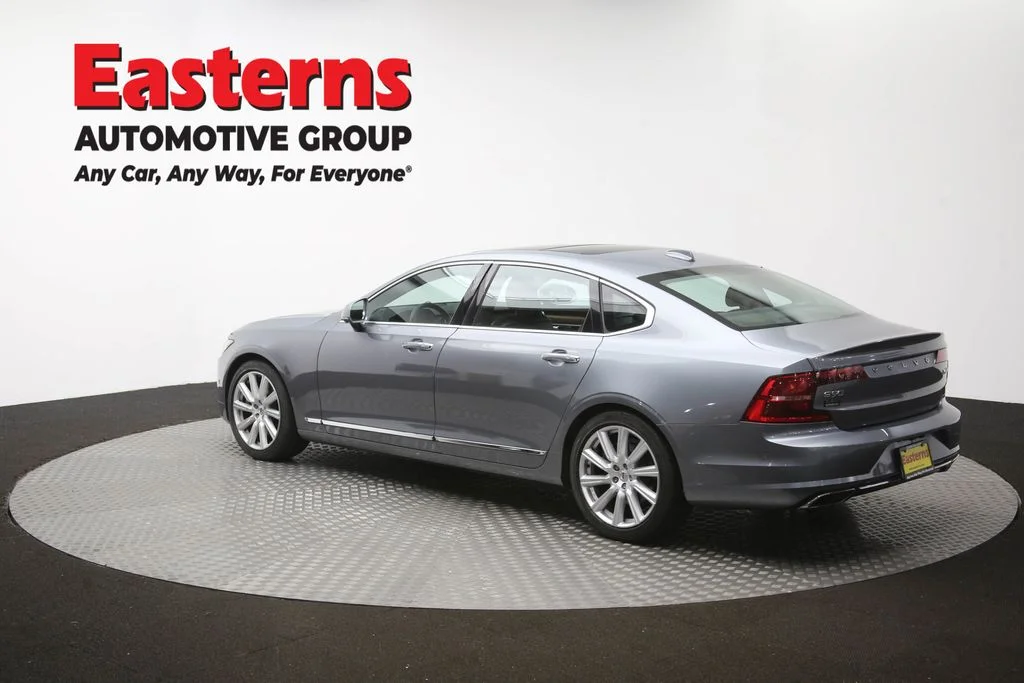 Used 2018 Gray Volvo T6 Inscription image 65