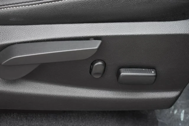 Used 2019 Gray GMC SLT image 15