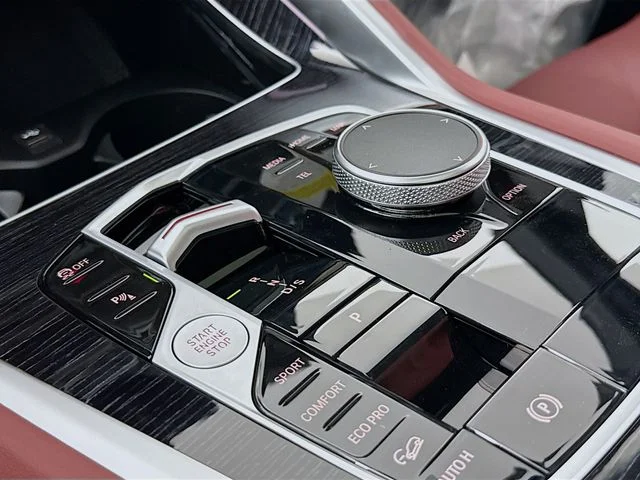 New 2027 Gray BMW xDrive40i image 17