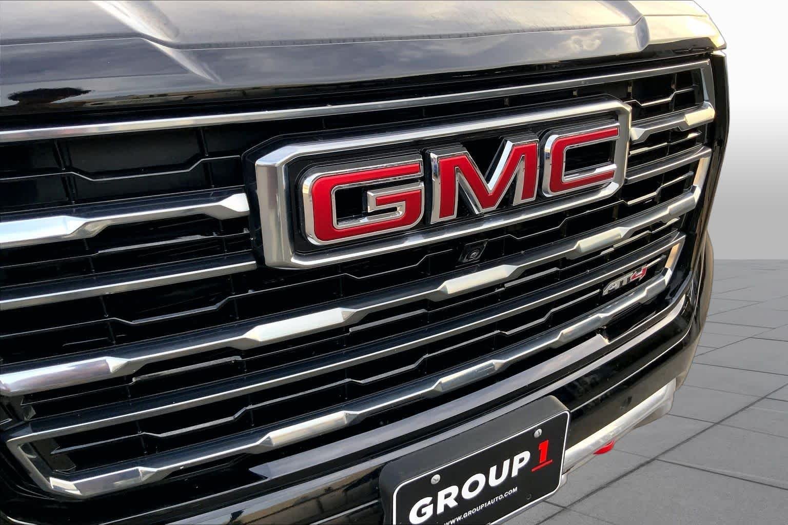 Used 2025 Onyx Black GMC AT4 image 27