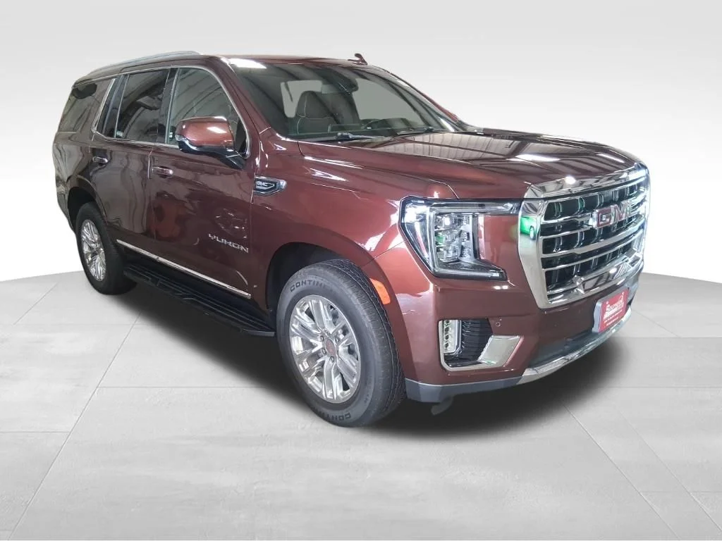 Used 2022 Red GMC SLT image 3