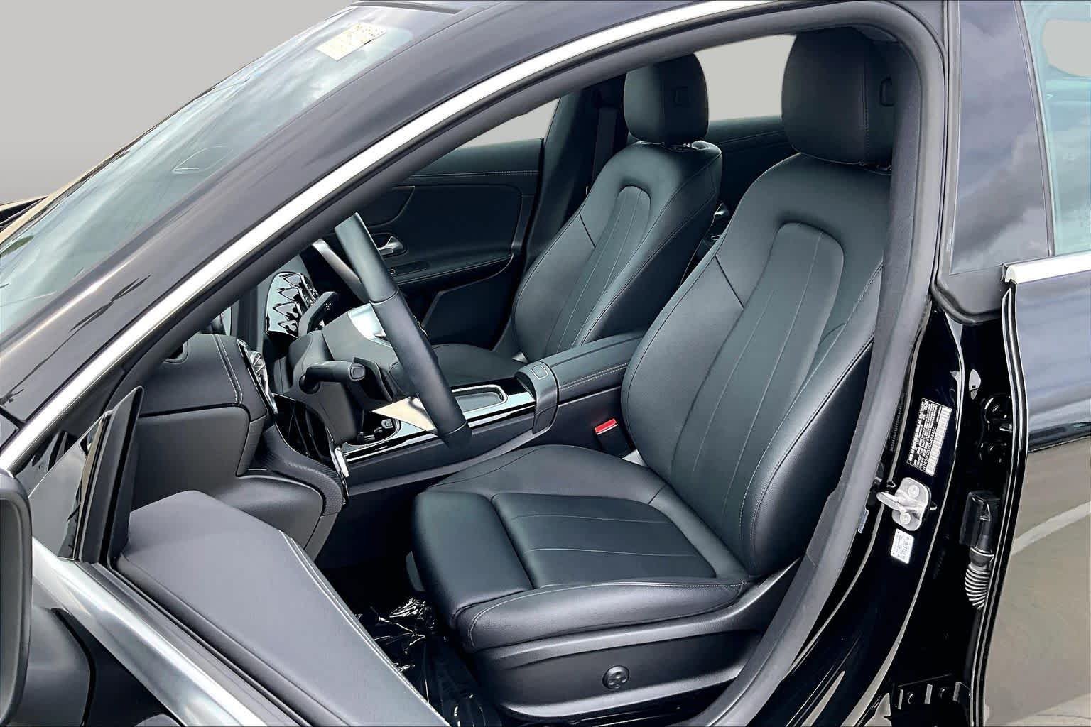 Used 2025 Night Black Mercedes-Benz CLA 250 image 8