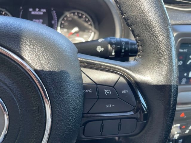 Used 2018 Jetset Blue Jeep Latitude image 14